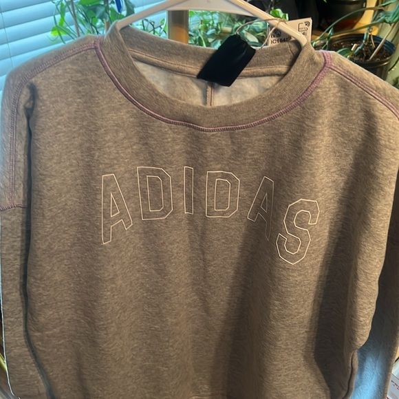 Adidas pull over sweatshirt size XS, NWT, lilac and white stitching, oversized - Picture 2 of 6